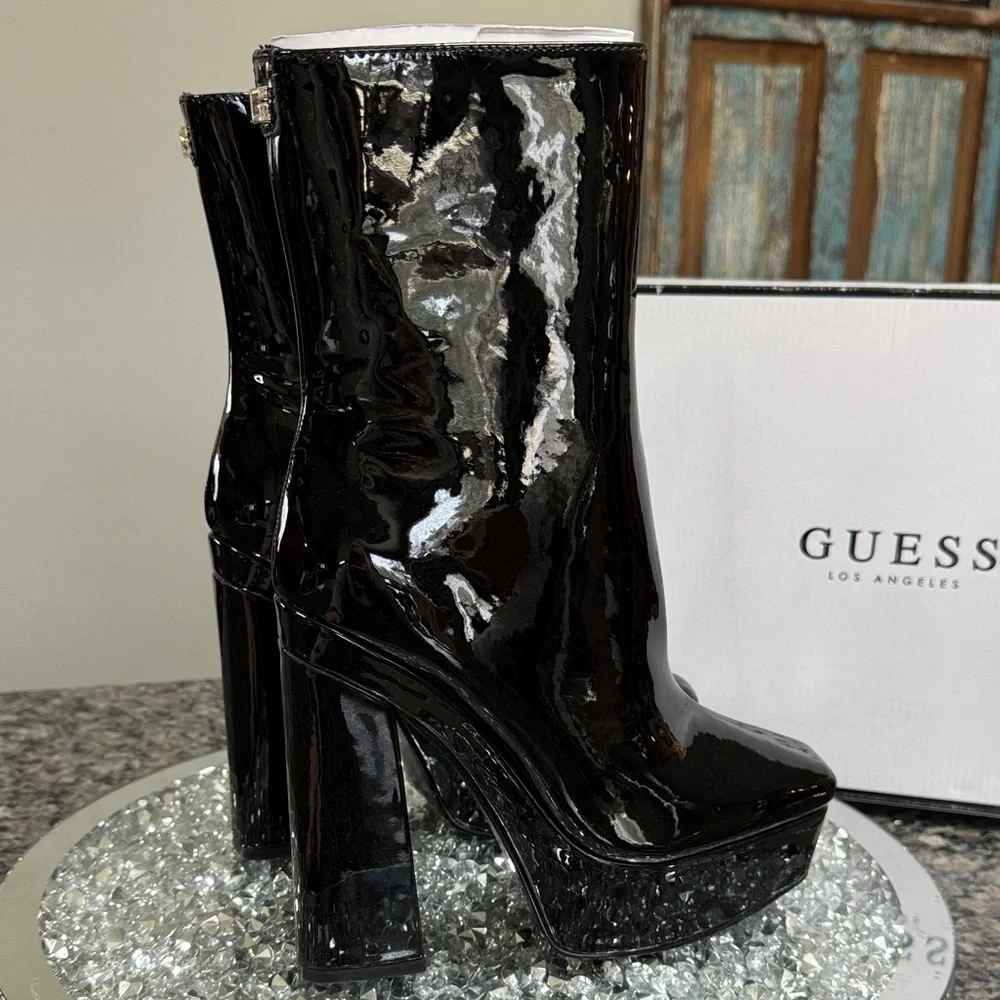GUESS Black Patent Platform Ankle Boots NEW - Picture 13 of 17